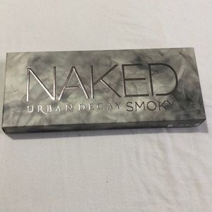 Urban Decay Smoky Eyeshadow Palette